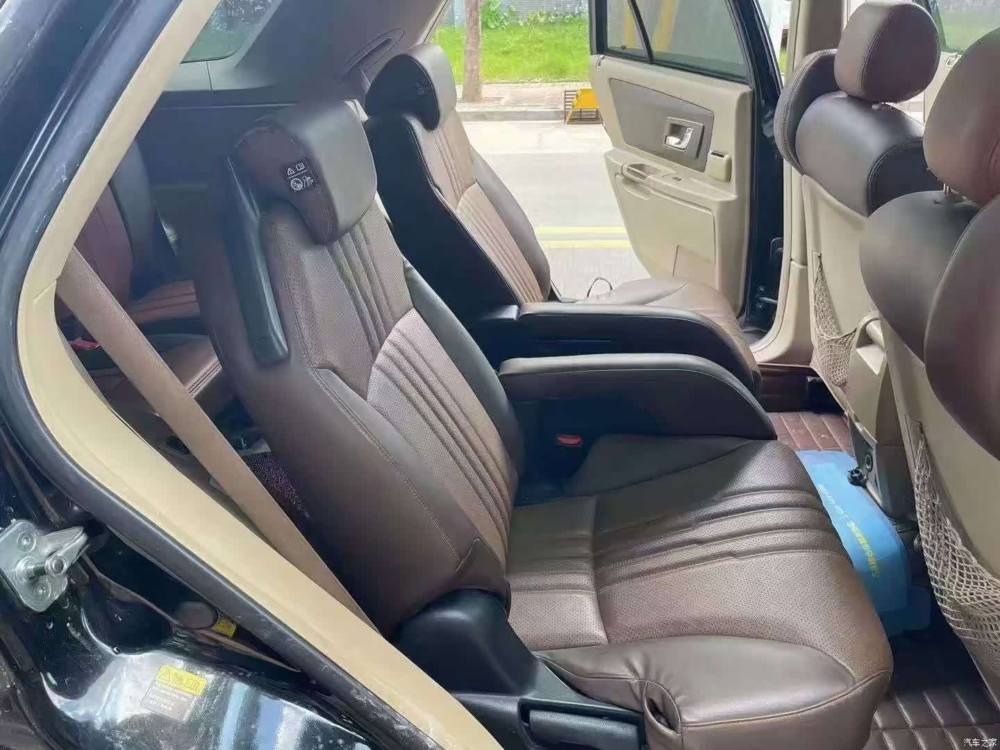 Cadillac SRX, 2006 9