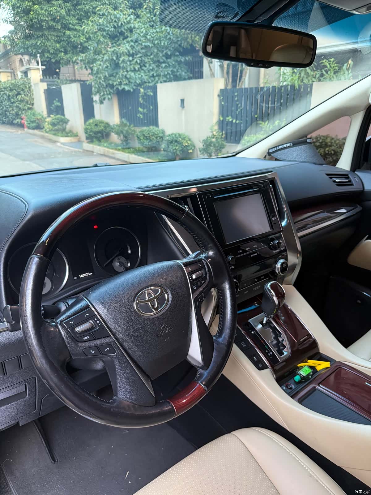 Toyota Alphard, 2017 11