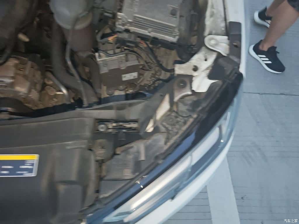 Audi A4L, 2018 23