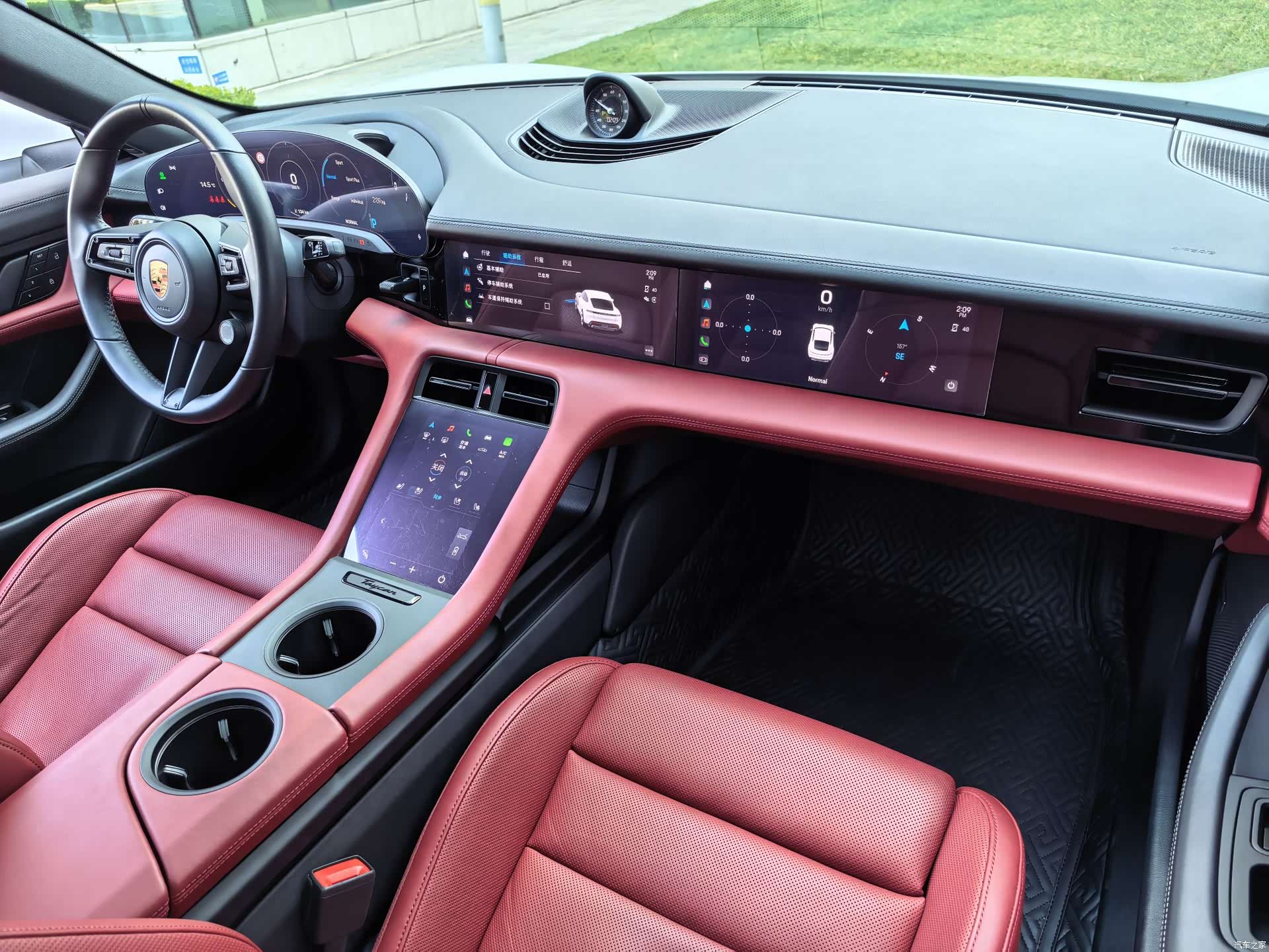 Porsche Taycan, 2023 22