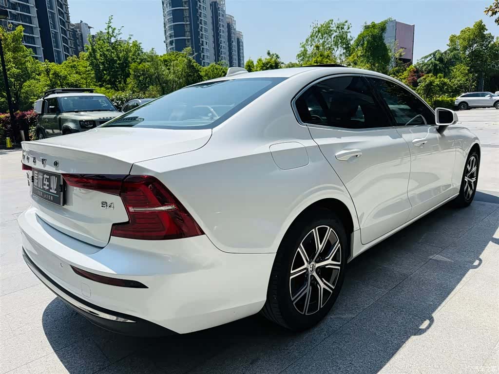 Volvo S60, 2023 7
