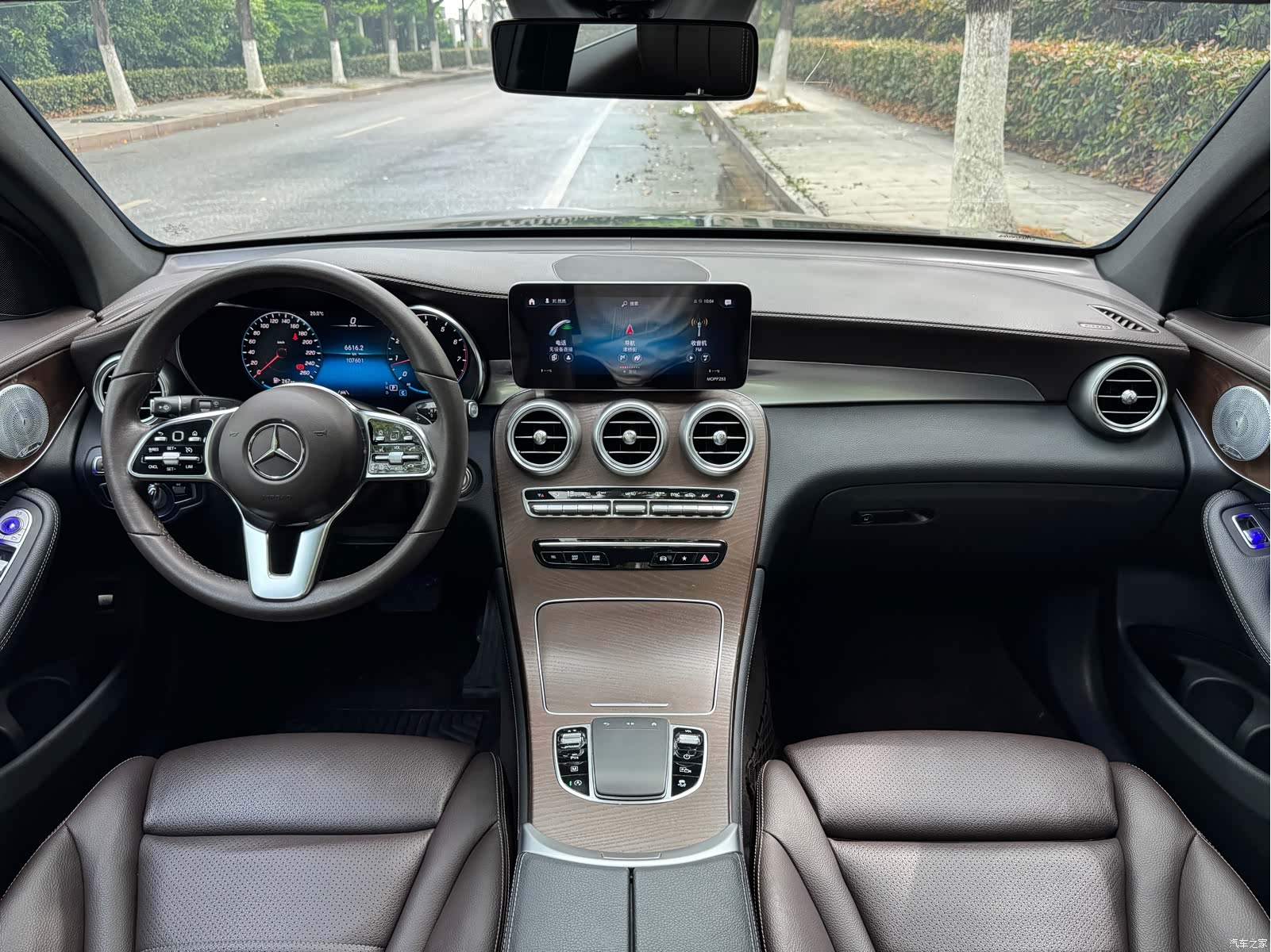 Mercedes-Benz GLC, 2019 15