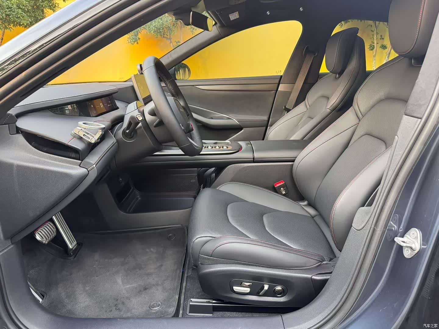 Xiaomi SU7, 2025 все фото