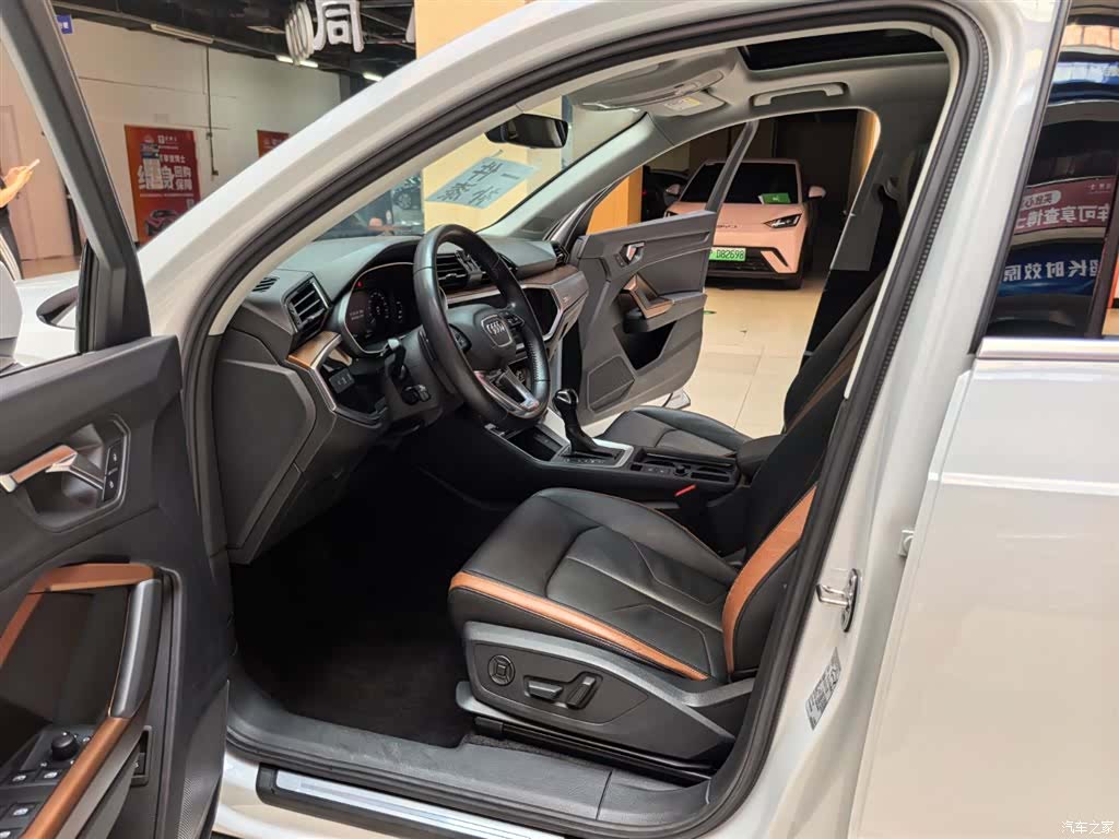 Audi Q3, 2020 все фото
