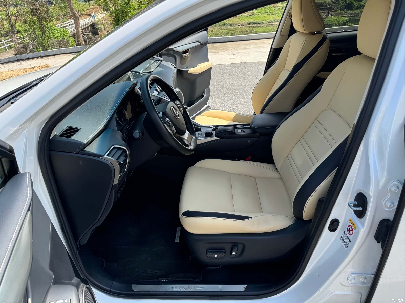 Lexus NX, 2016 6