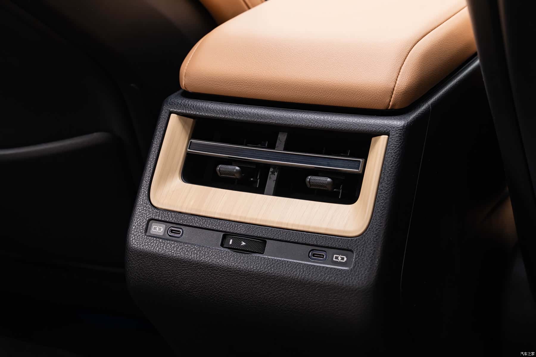 Lexus ES, 2026 18