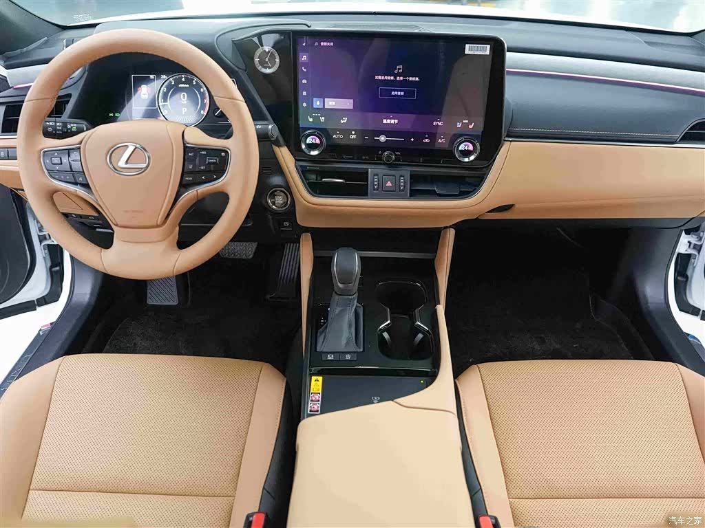 Lexus ES, 2026 10