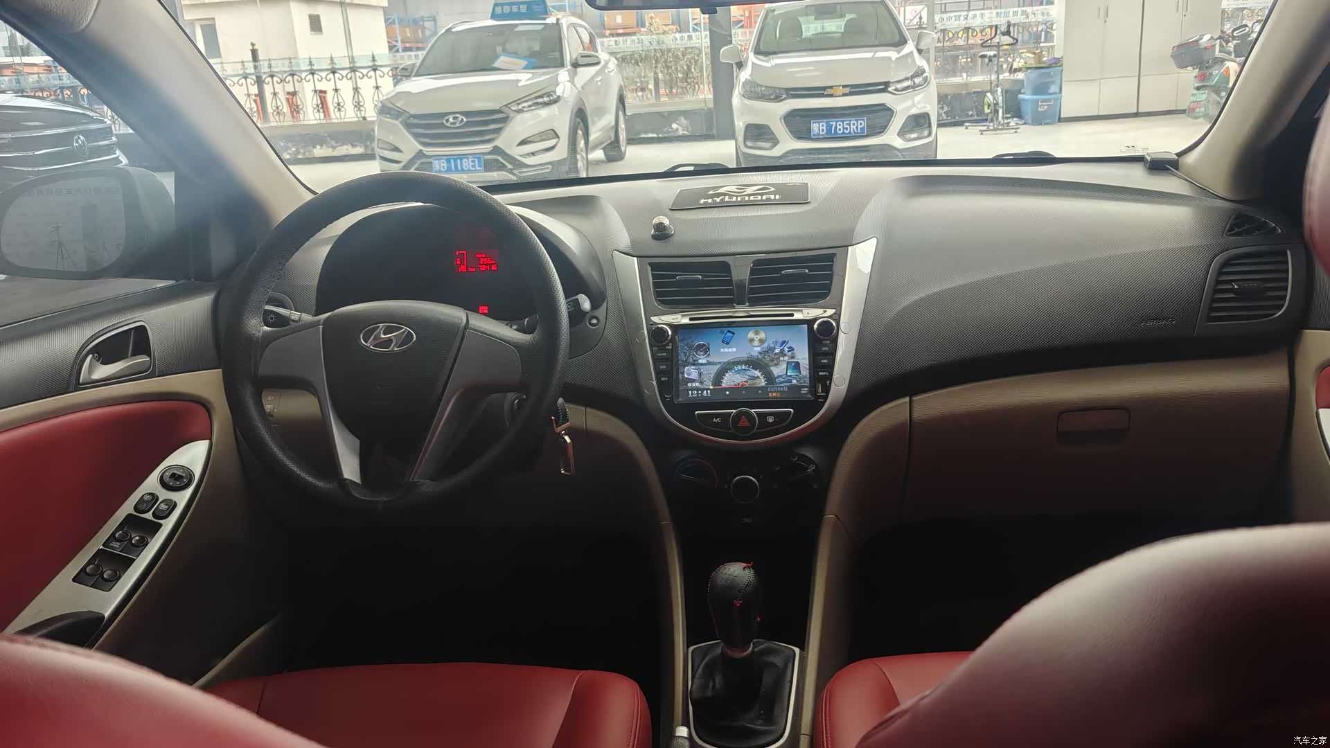 Hyundai GLS, 2016 12