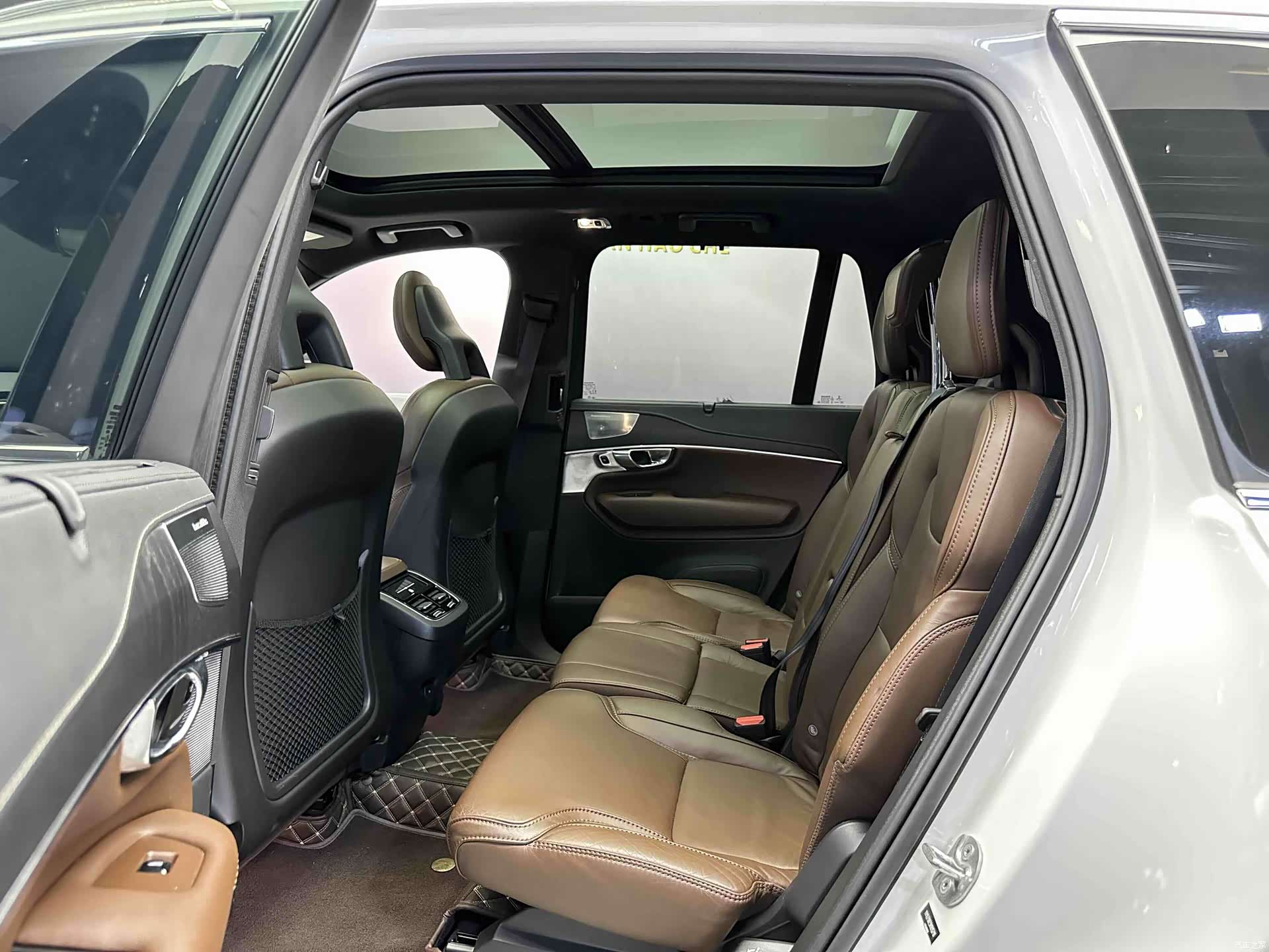 Volvo XC90, 2022 все фото