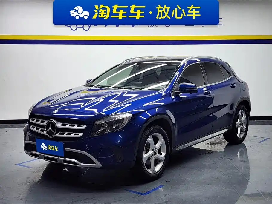 Mercedes-Benz GLA Mercedes-Benz GLA