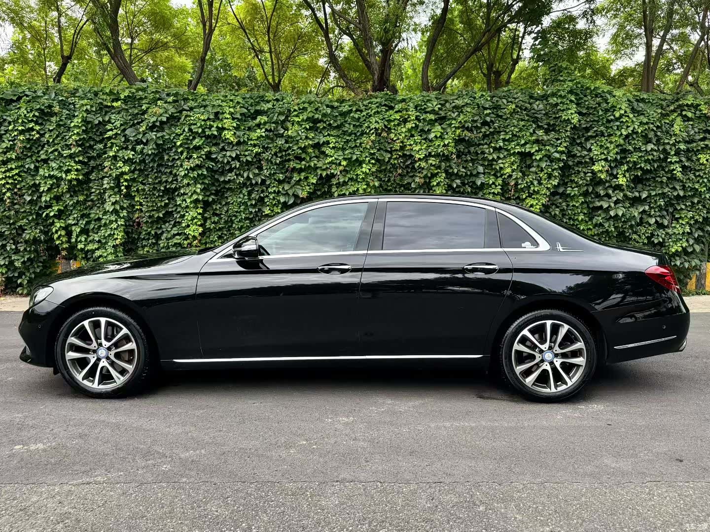 Mercedes-Benz E-Class, 2017 3
