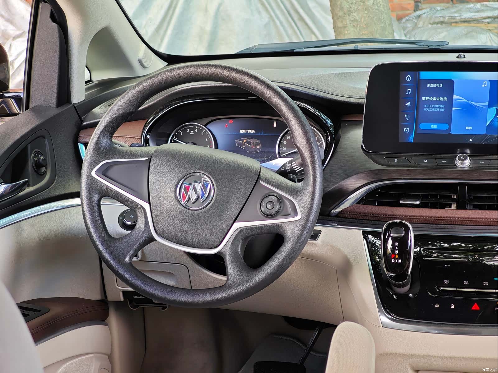 Buick GL8, 2023 9
