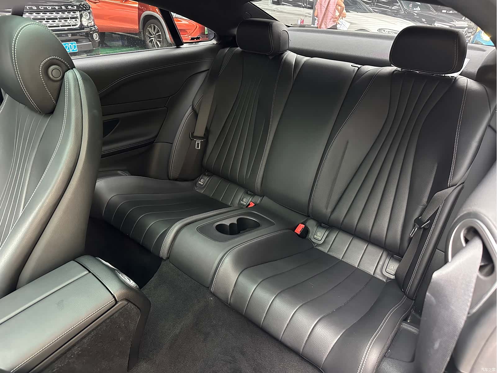 Mercedes-Benz E-Class, 2022 11