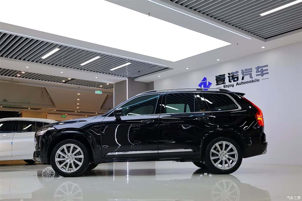Volvo XC90, 2018 3