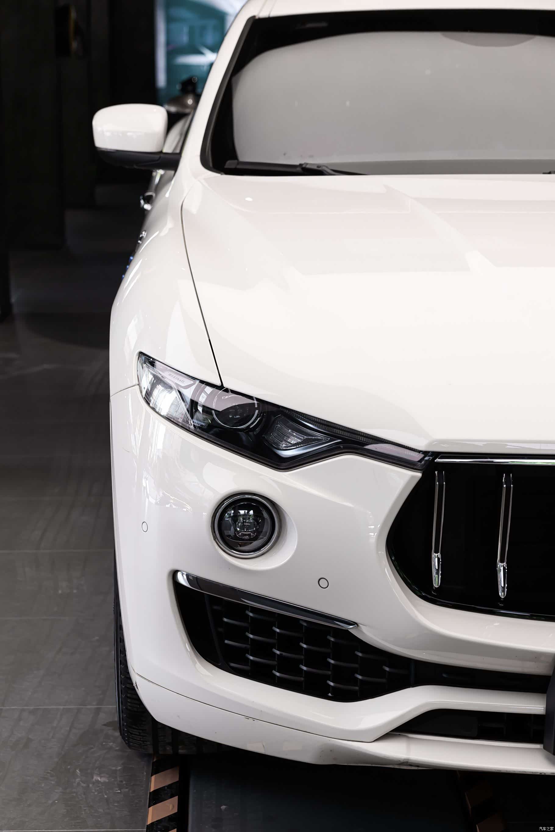 Maserati Levante, 2023 11