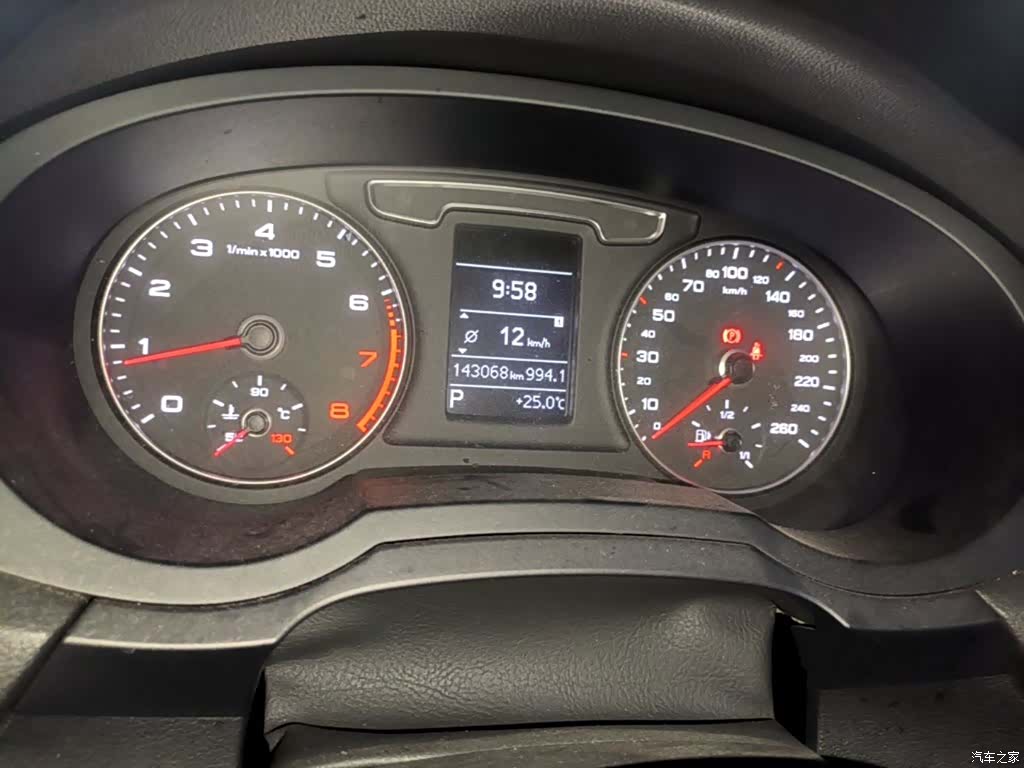 Audi Q3, 2018 12