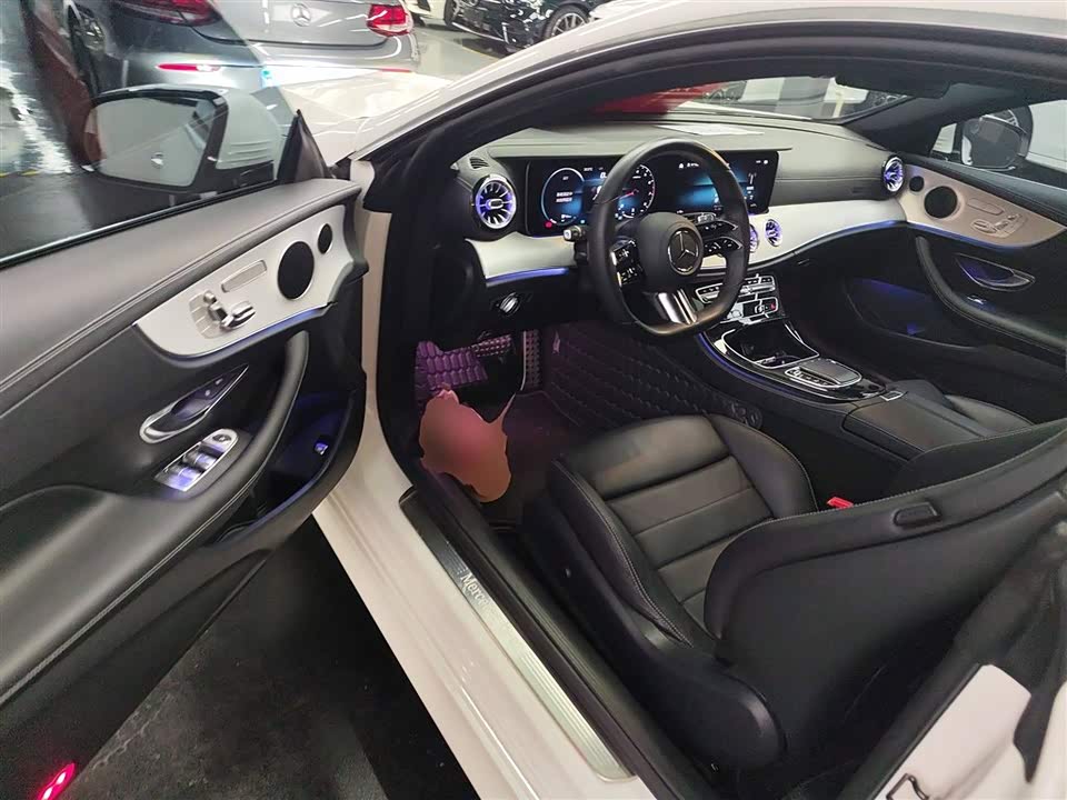 Mercedes-Benz E-class Mercedes-Benz E-class