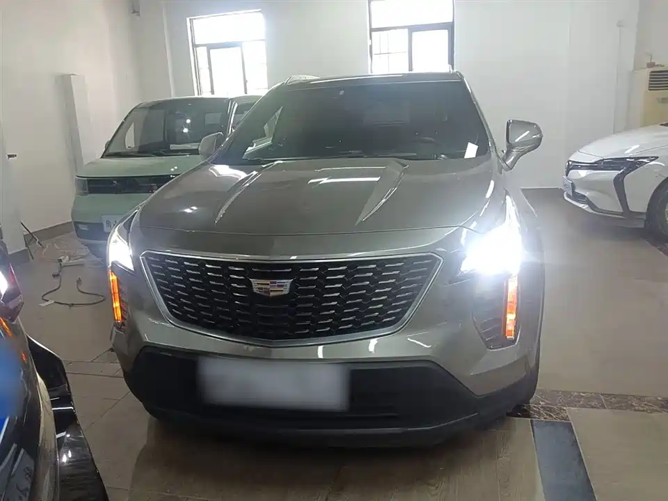Cadillac XT4