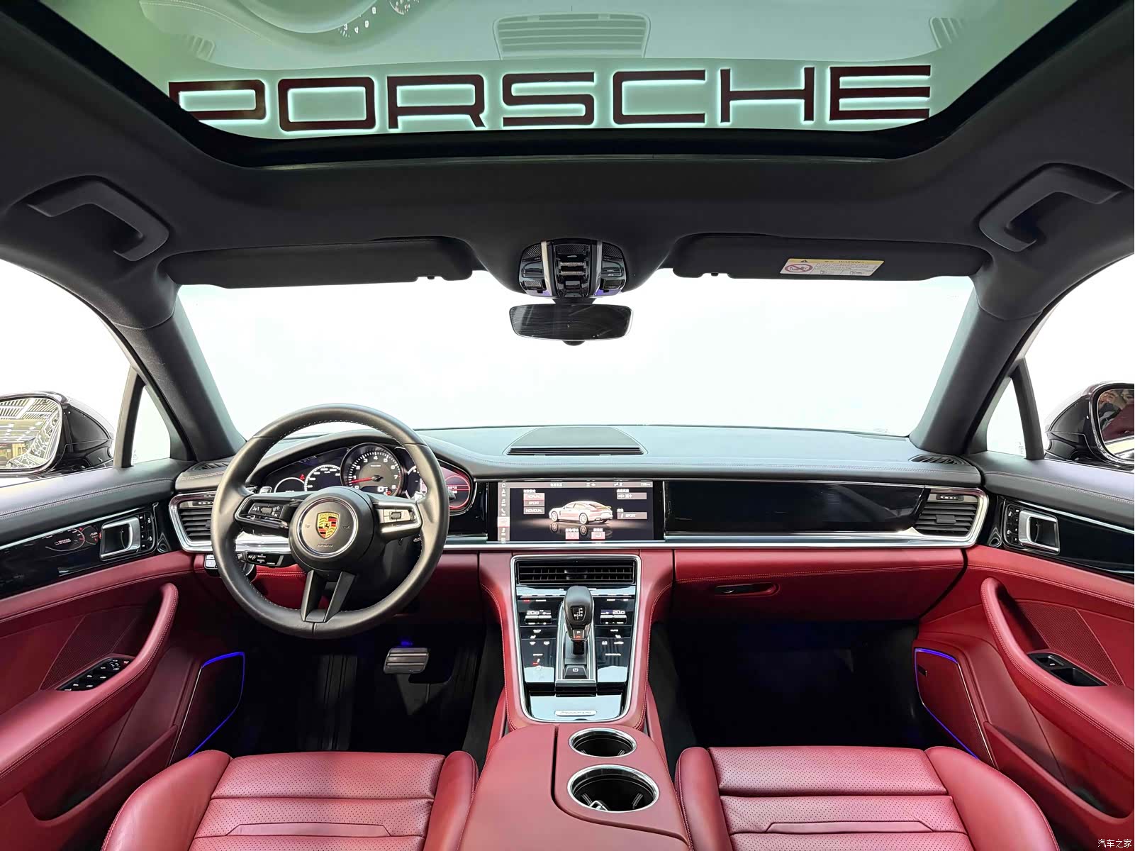 Porsche Panamera, 2021 все фото