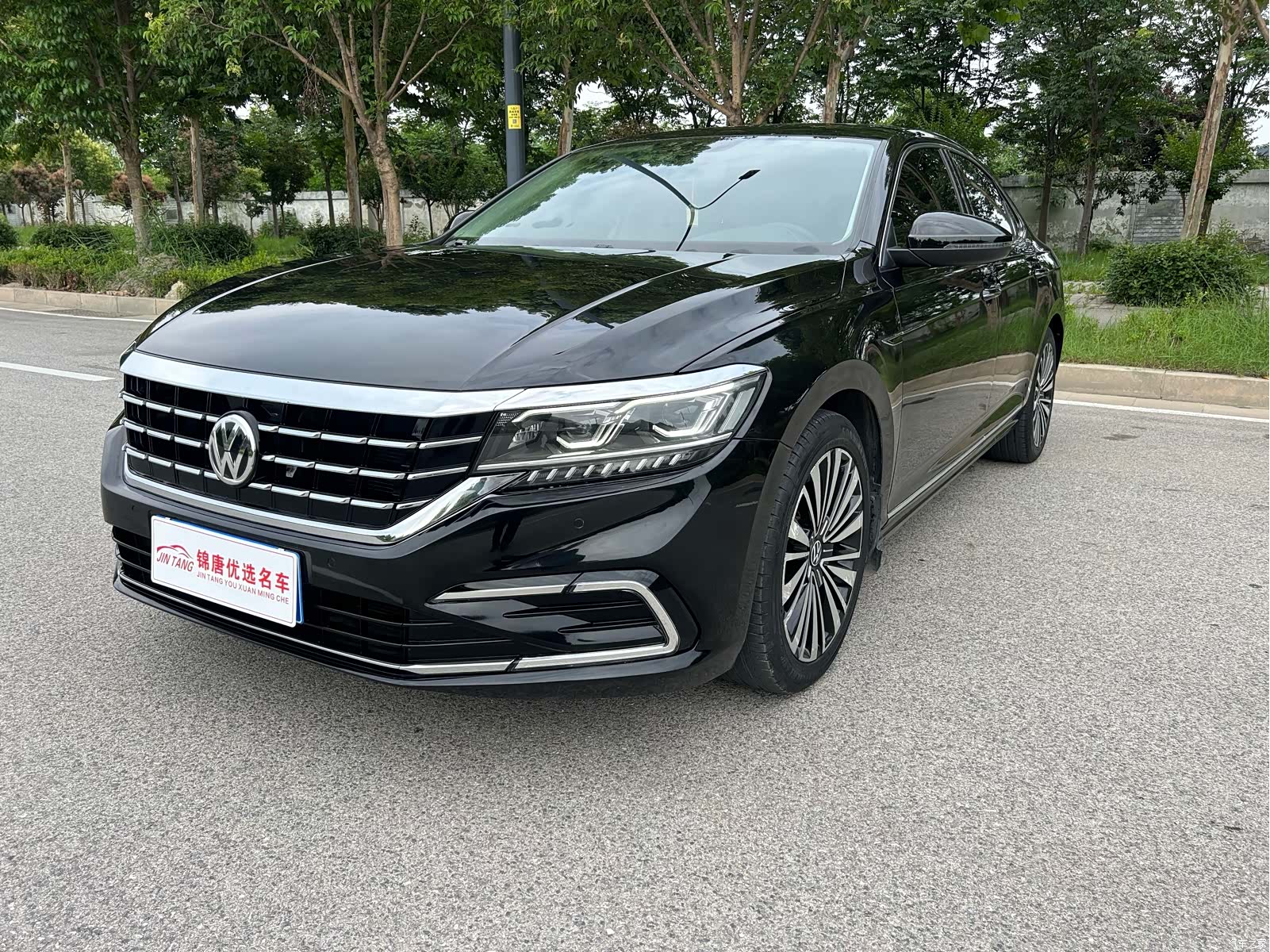 Volkswagen Passat, 2021 3