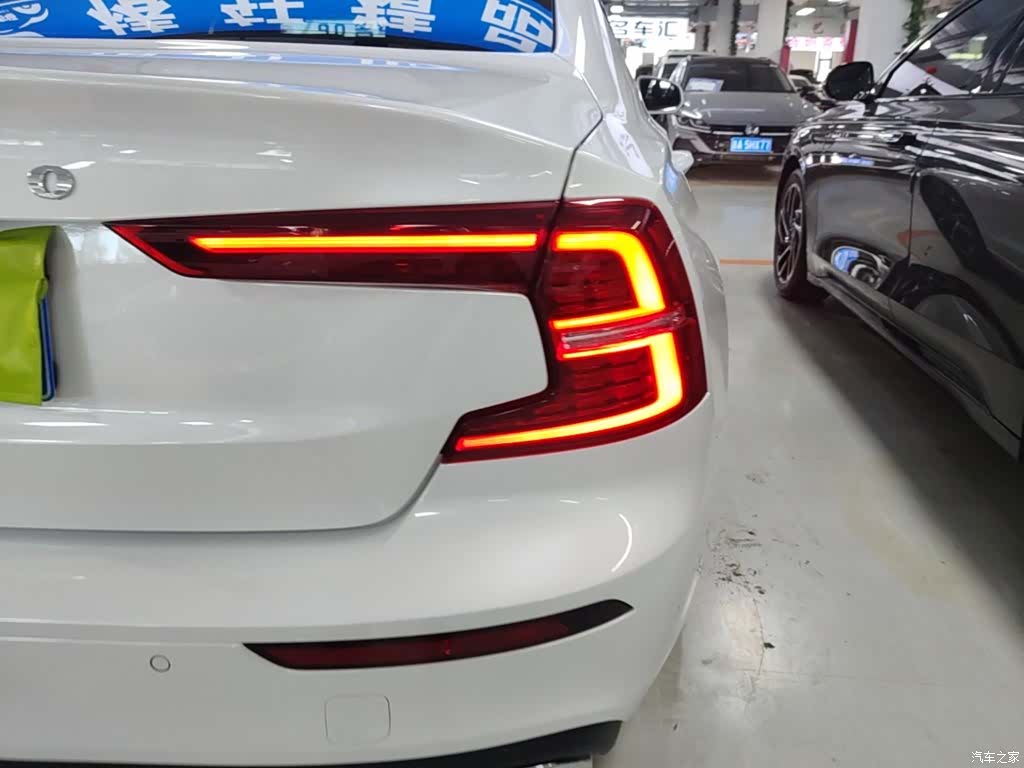 Volvo S60, 2021 8
