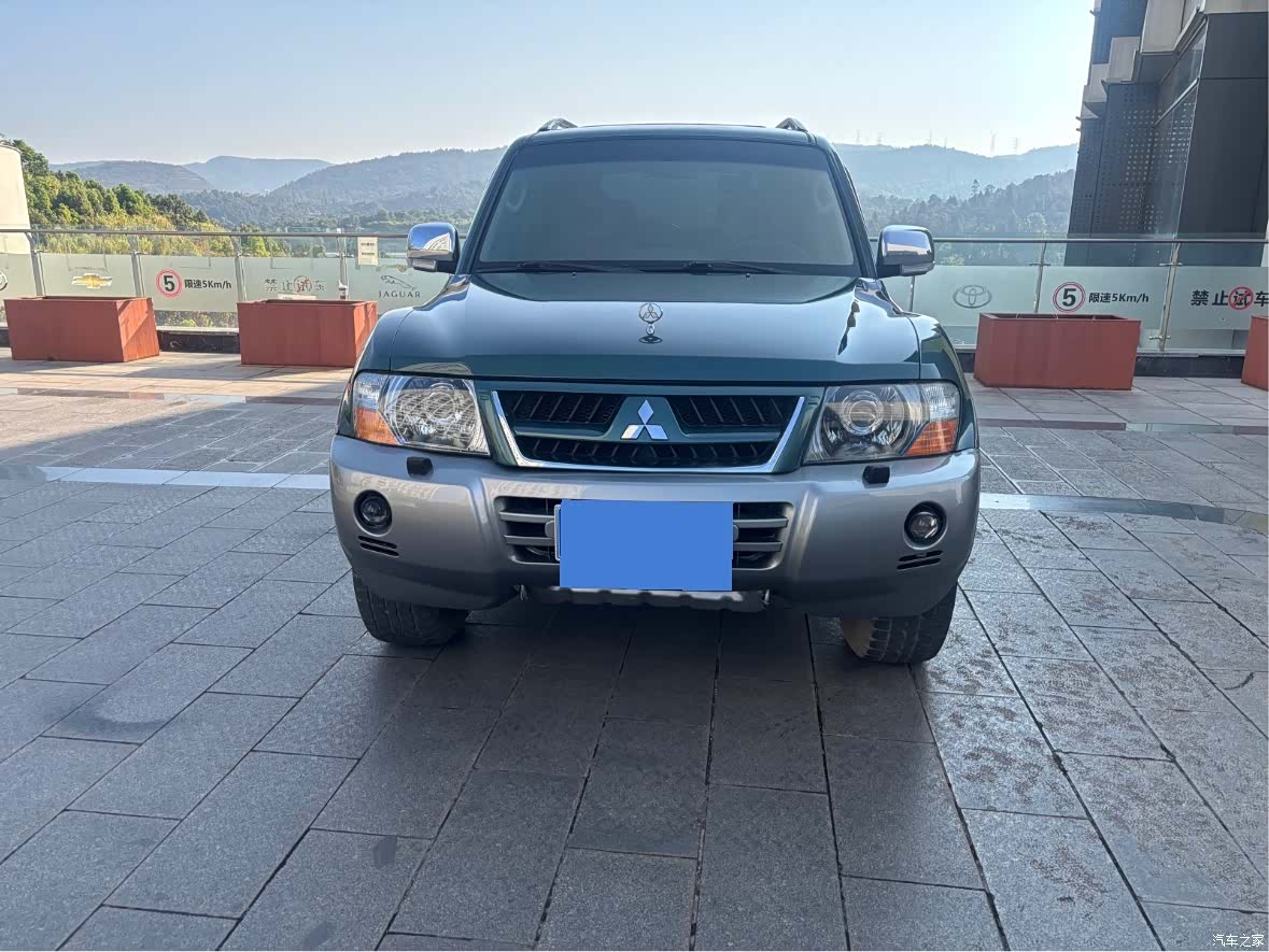 Mitsubishi Pajero, 2016 2