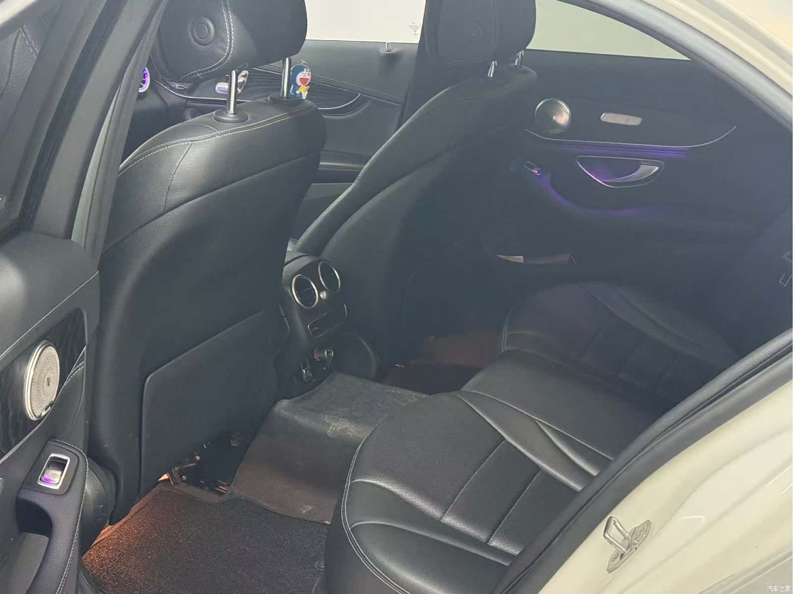 Mercedes-Benz C-Class, 2020 4