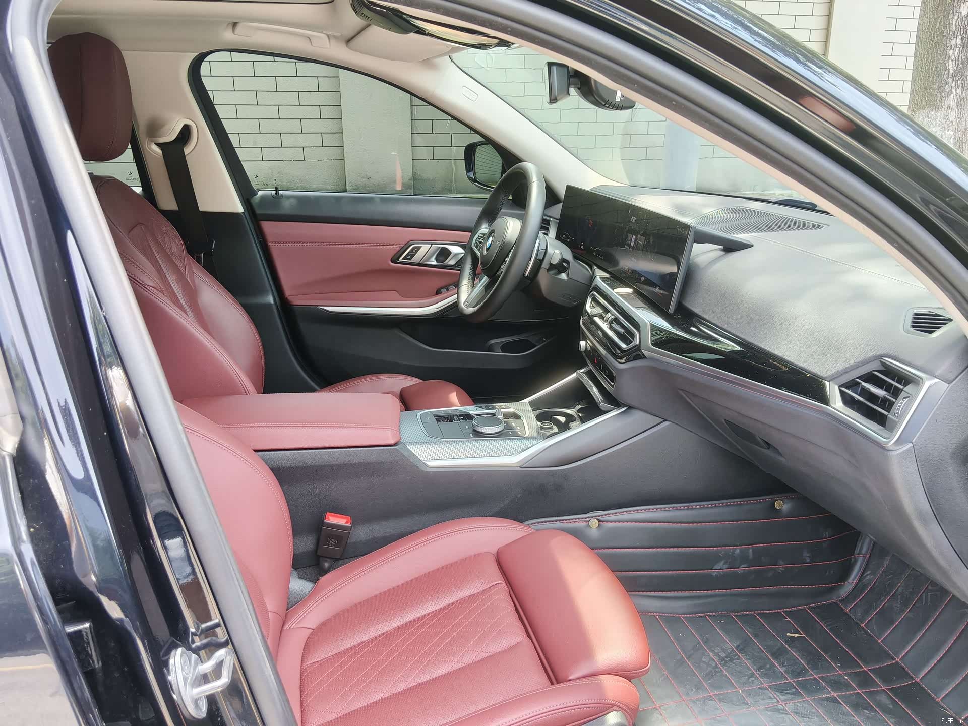BMW 3 Series, 2023 11