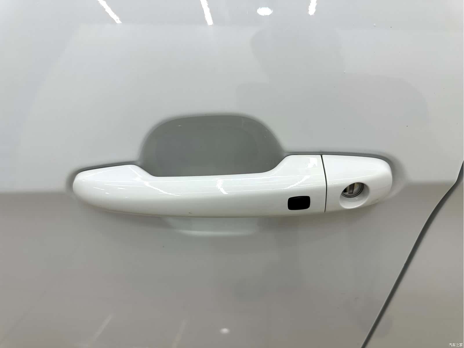 Geely X3, 2022 12