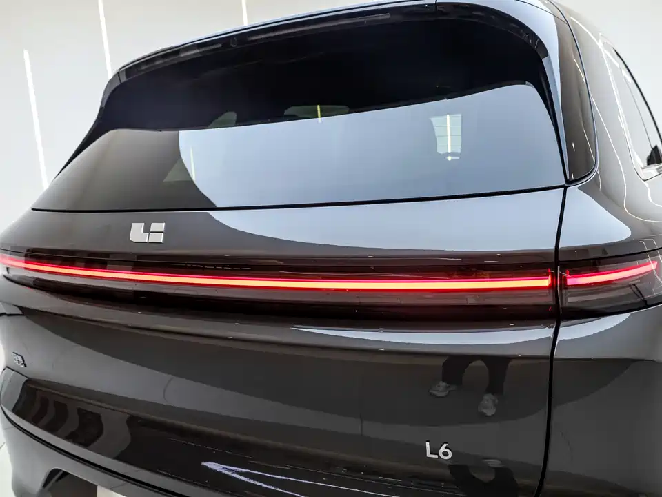 Li Auto Ideal L6