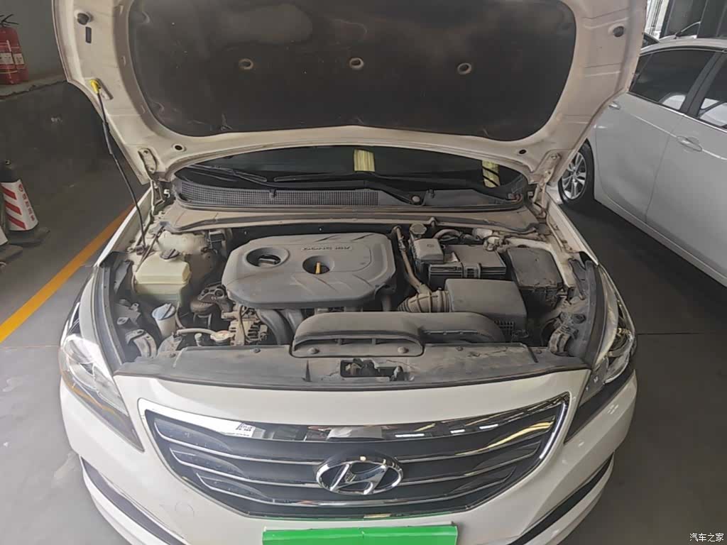 Hyundai DLX, 2014 20