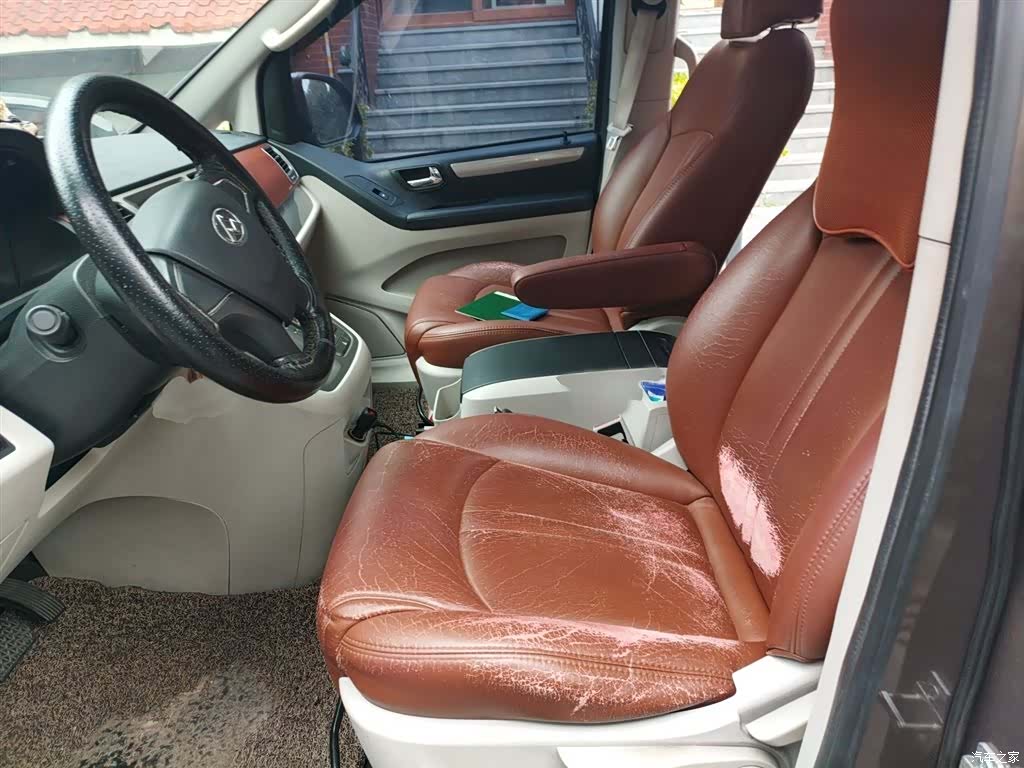 Maxus G10, 2015 8