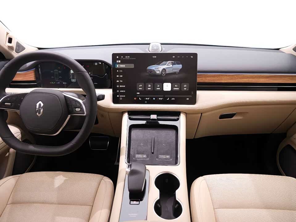 AITO Ask the world M5