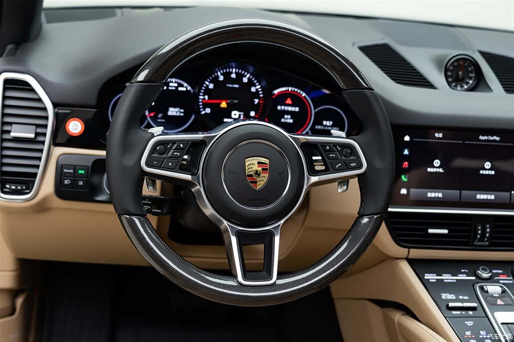 Porsche Cayenne, 2022 14