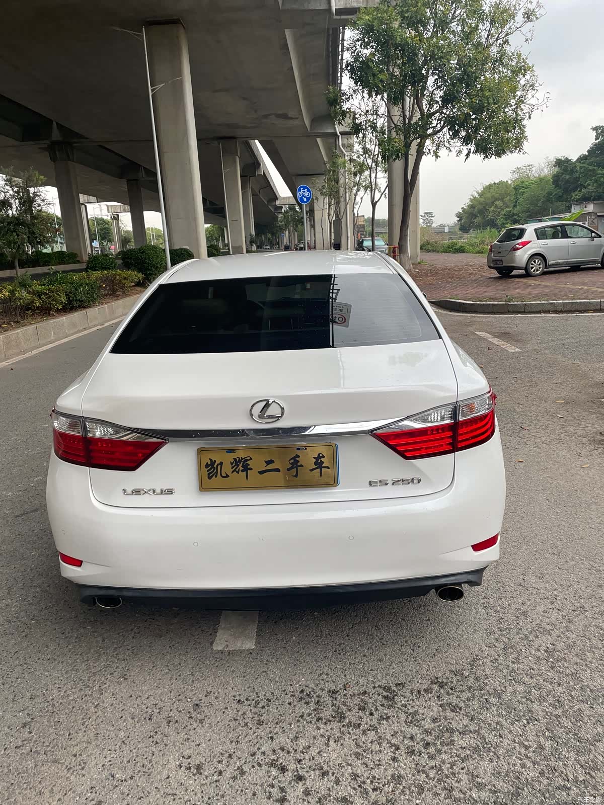 Lexus ES, 2015 11
