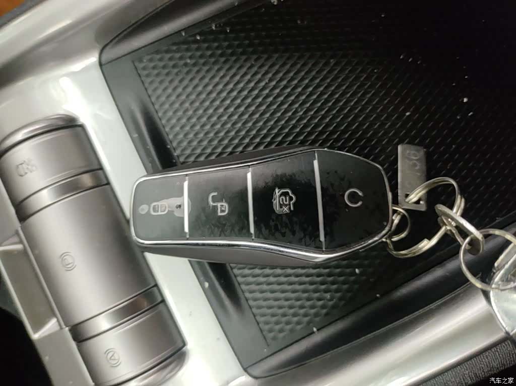 BYD Dolphin, 2023 9