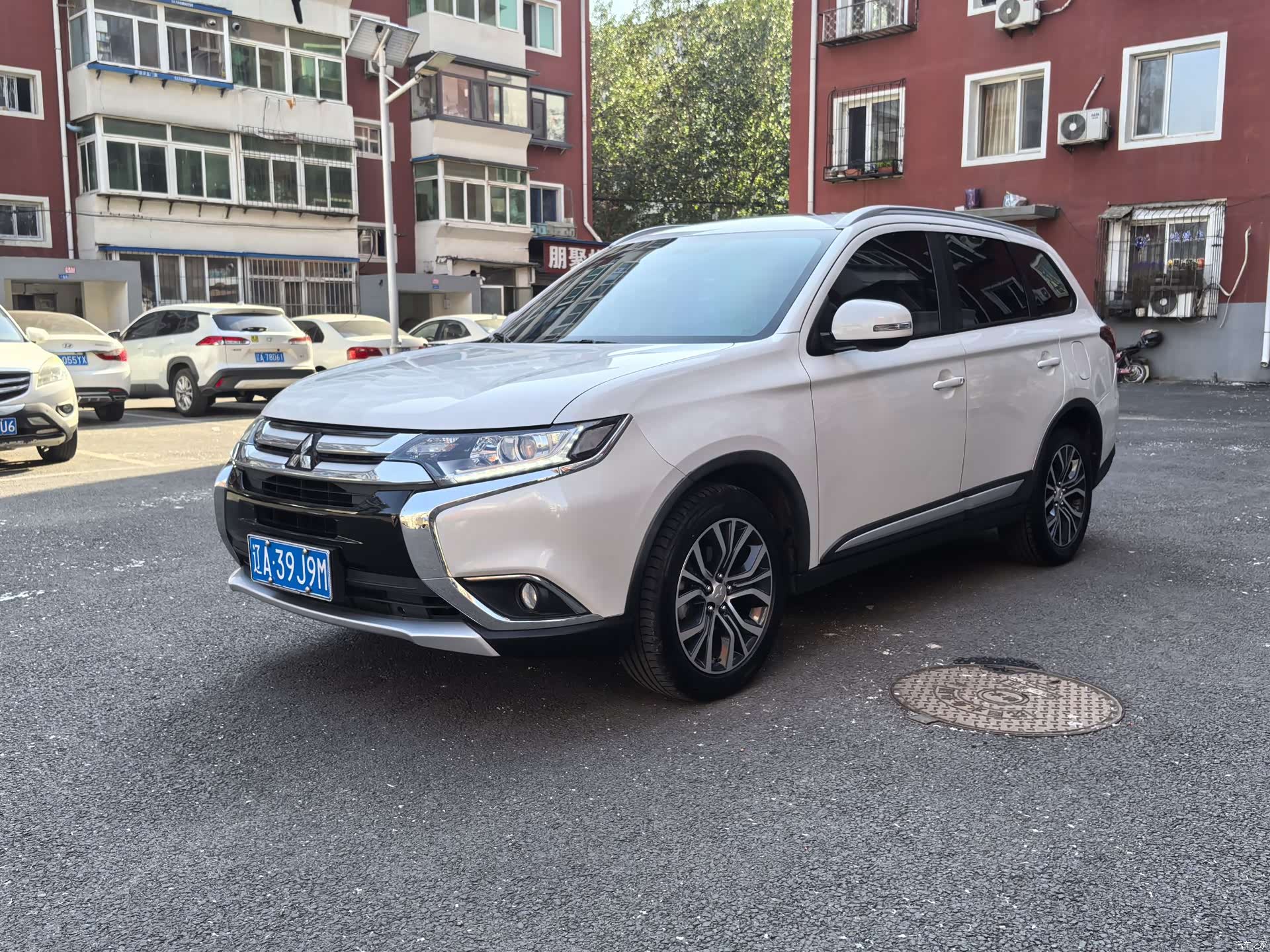 Mitsubishi Outlander, 2017 1