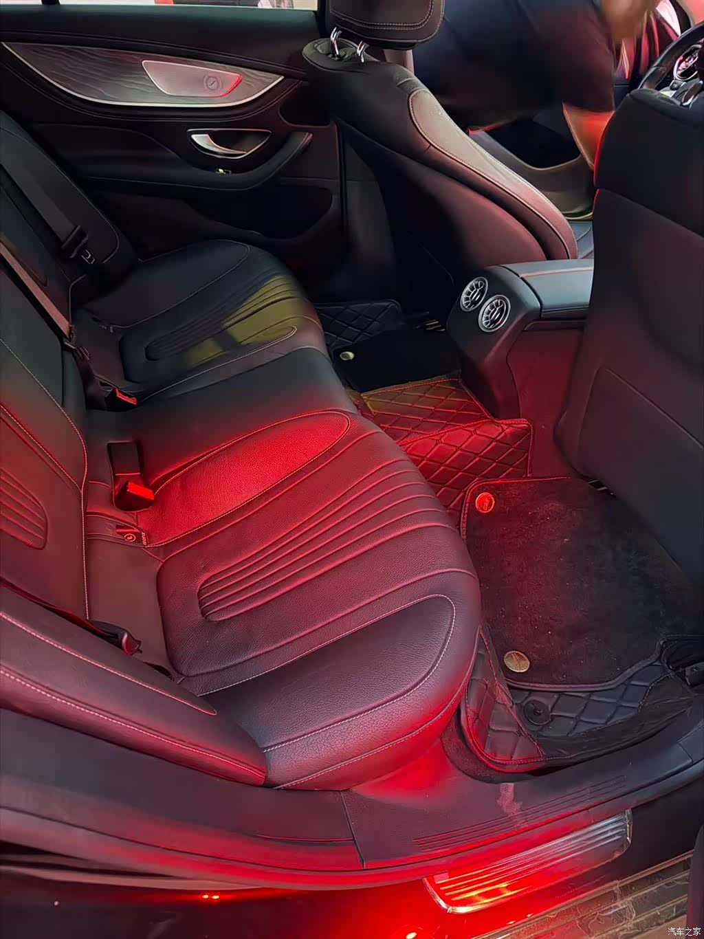 Mercedes-Benz CLS, 2021 11