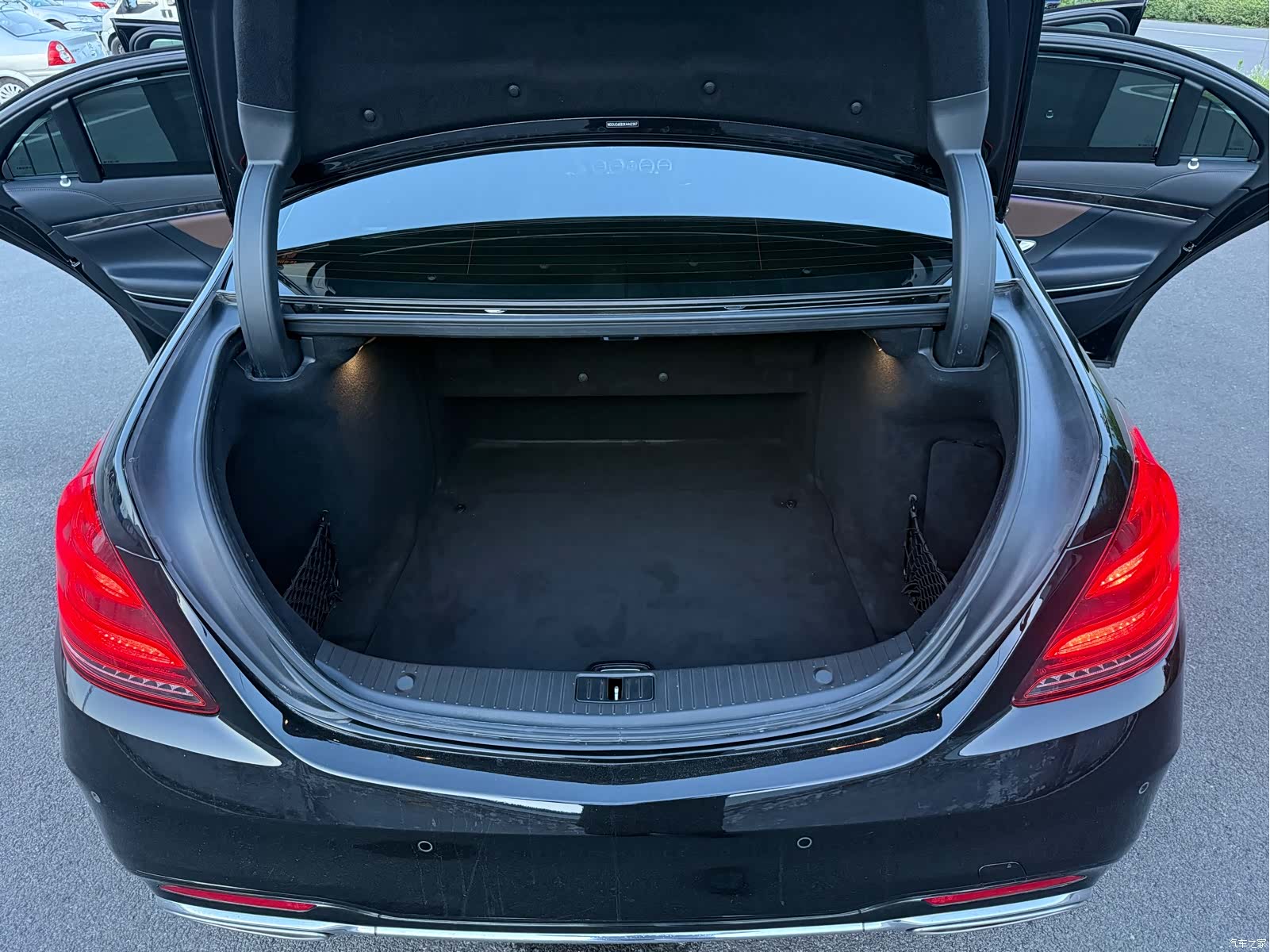 Mercedes-Benz S-Class, 2019 9