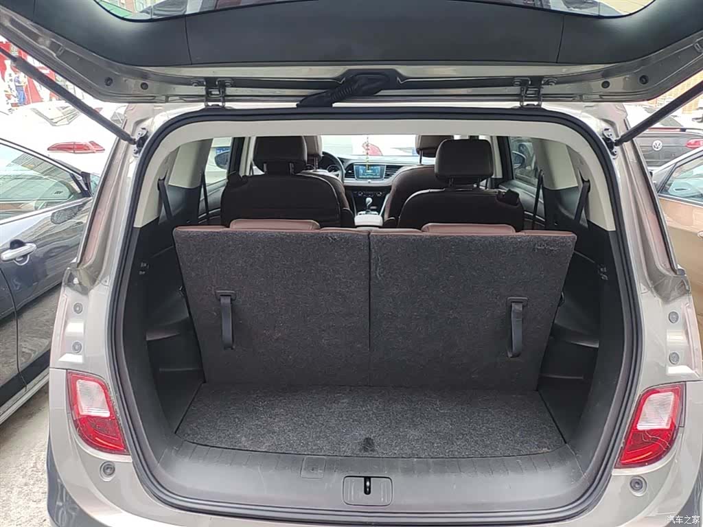 Buick GL6, 2019 18