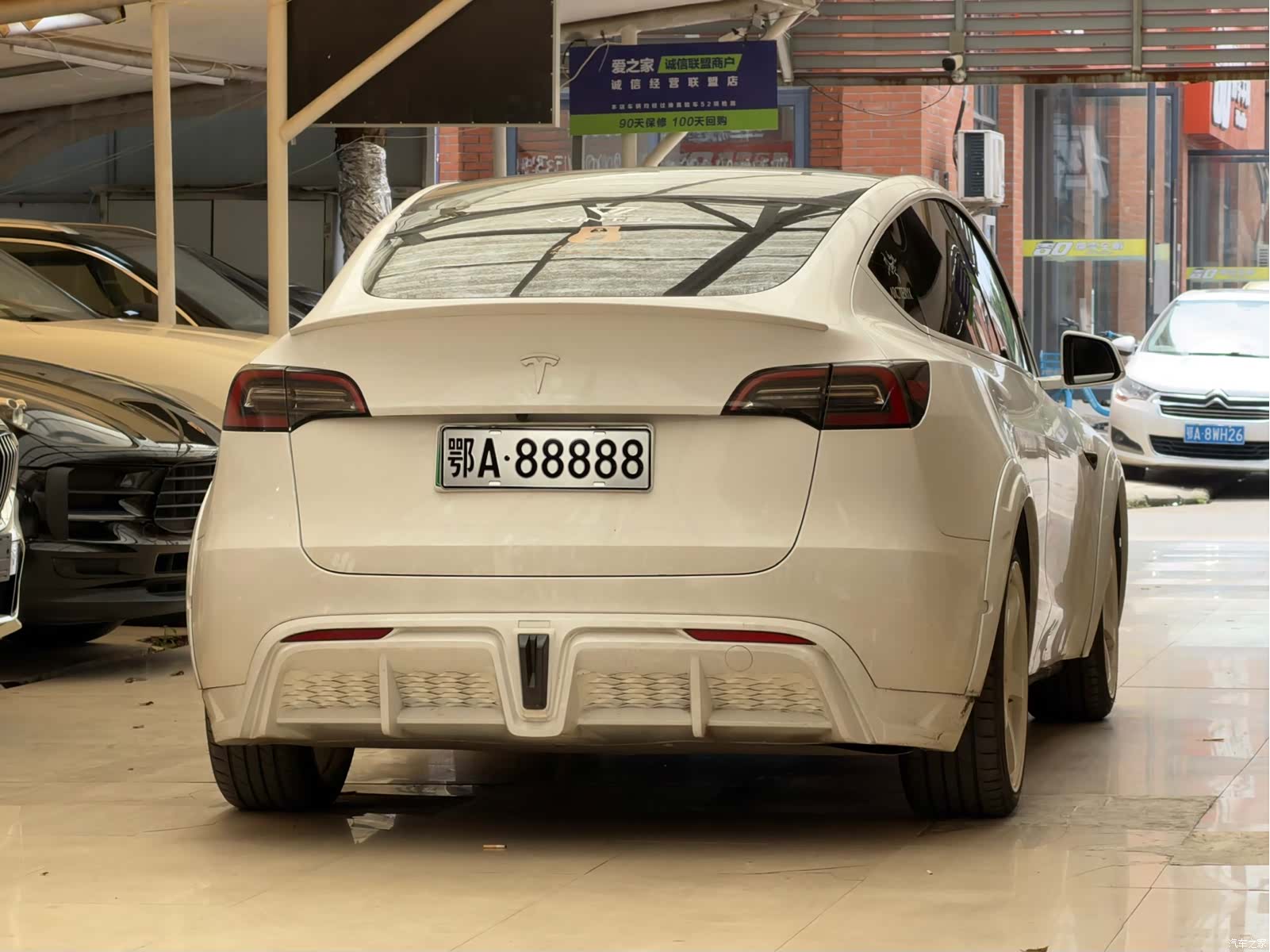 Tesla Model Y, 2022 6