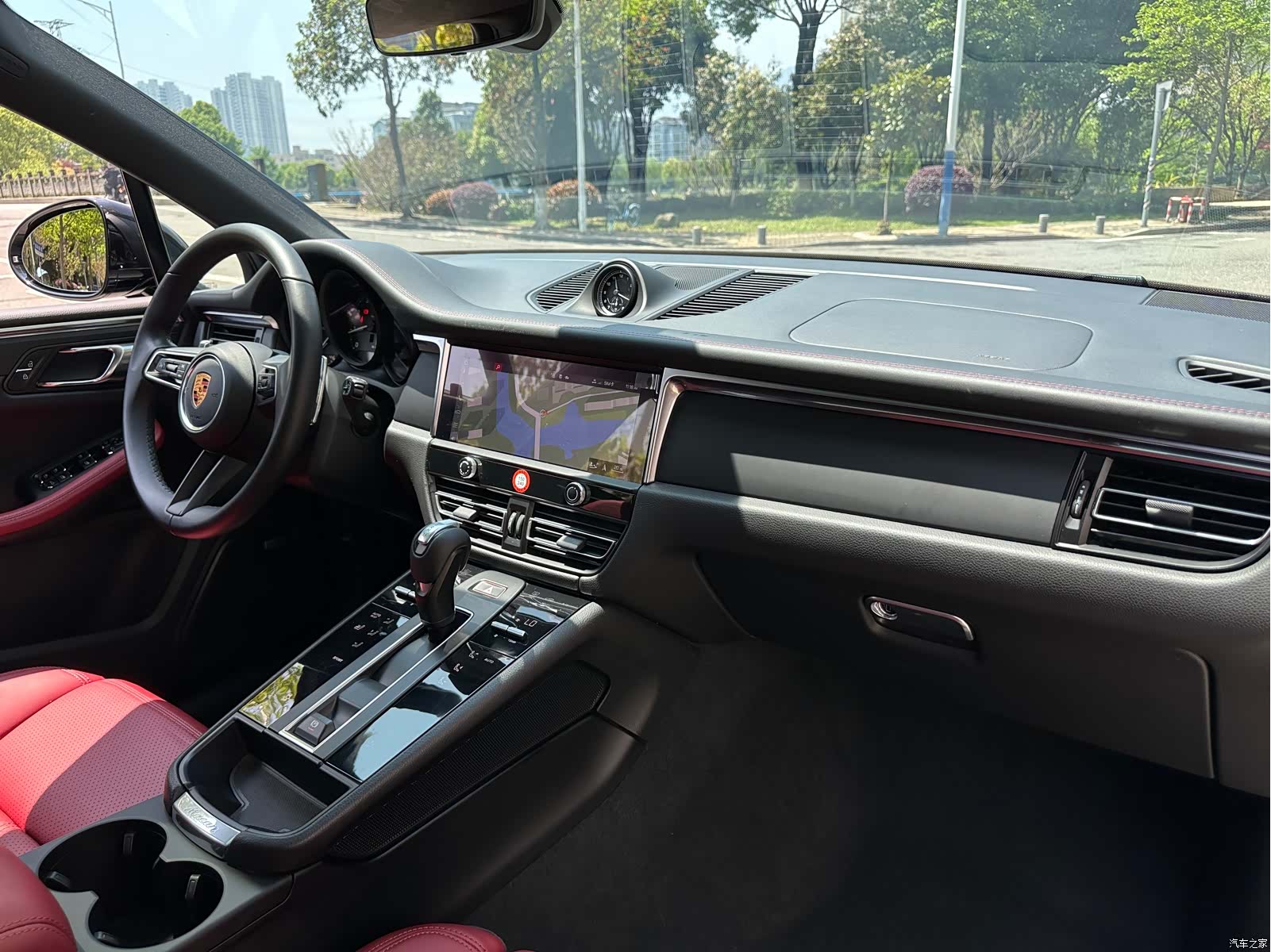 Porsche Macan, 2022 9
