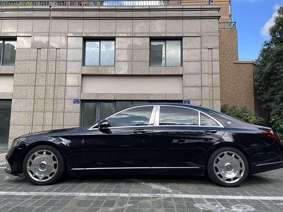 Mercedes-Benz S-class Mercedes-Benz S-class