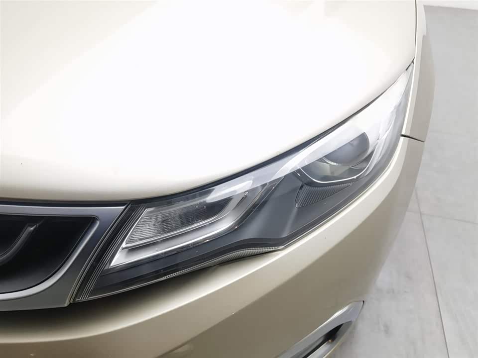 Geely Emgrand GL