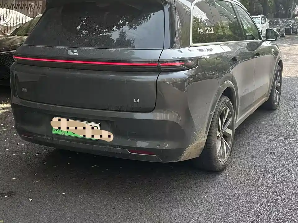 Li Auto Ideal L8