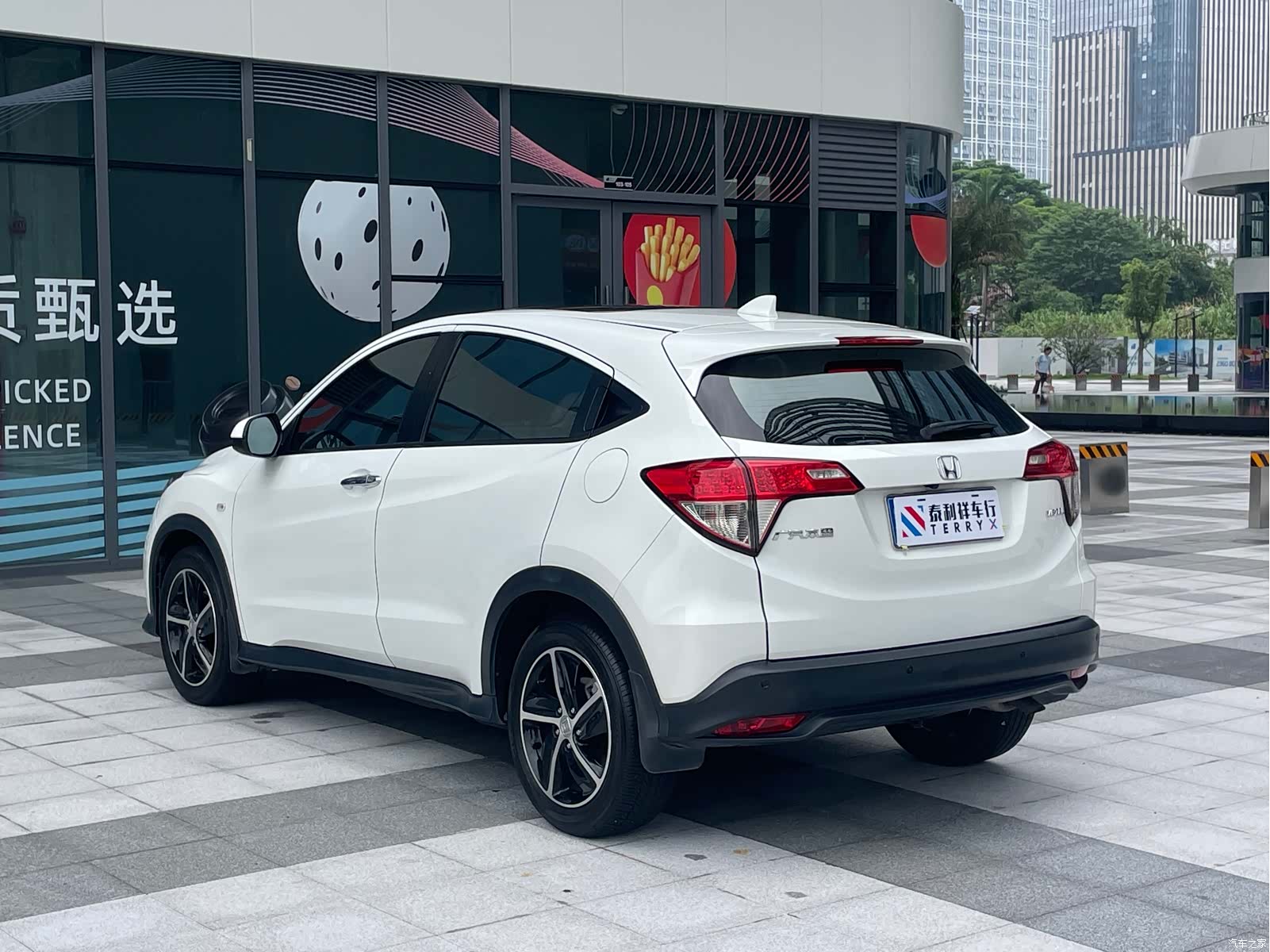 Honda Vezel, 2022 9