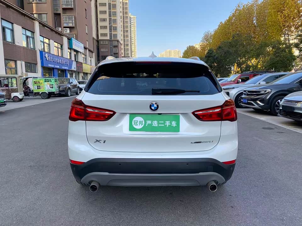 BMW X1