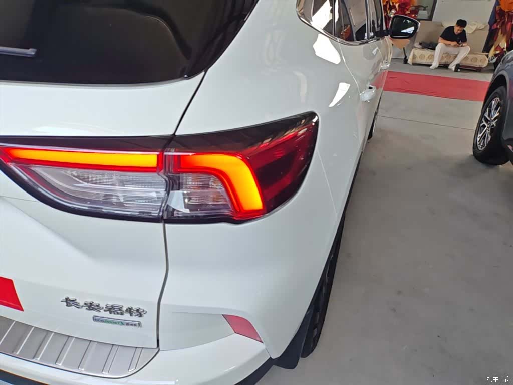 Ford Escape, 2023 8