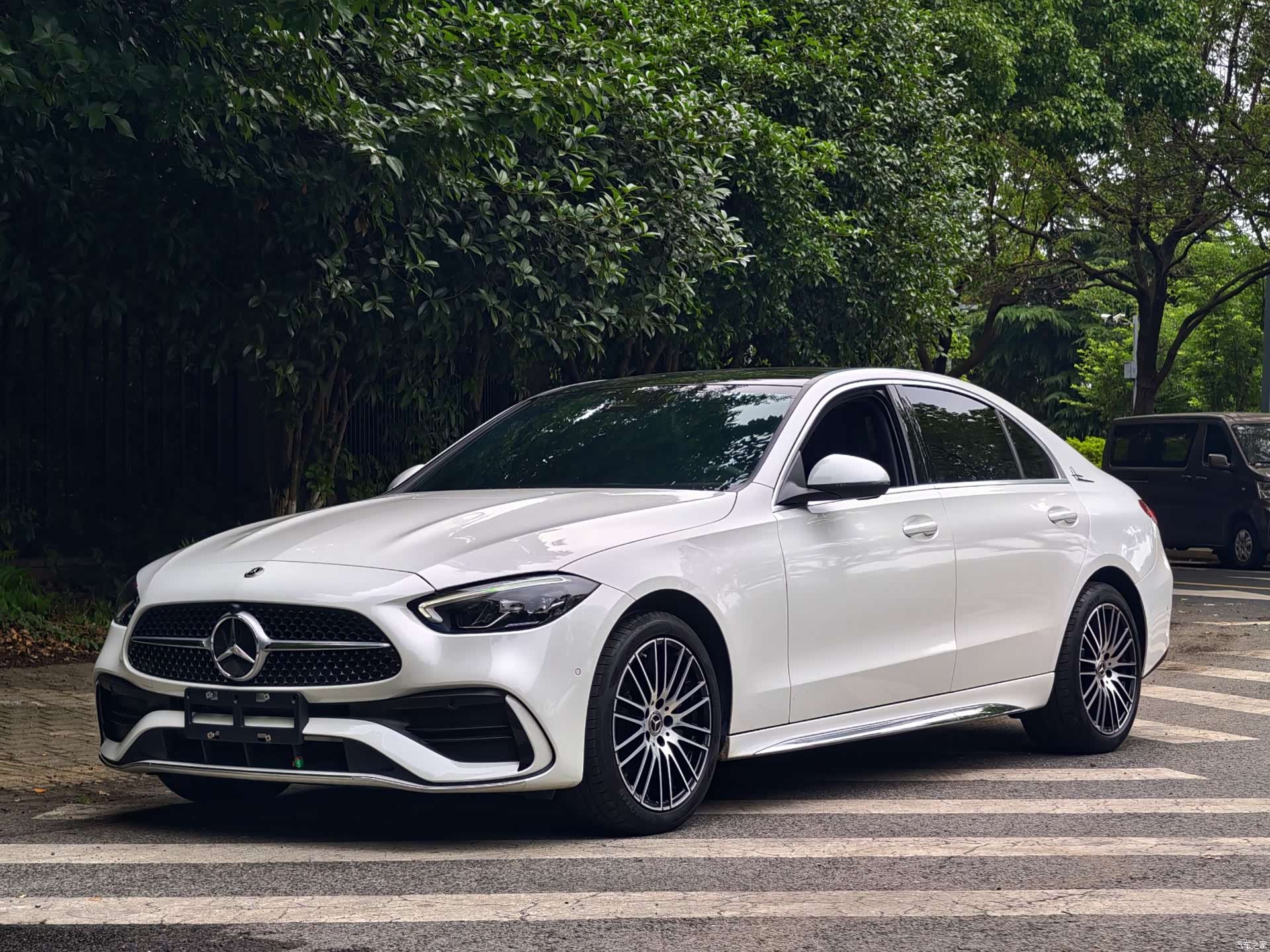 Mercedes-Benz C-Class, 2023 1