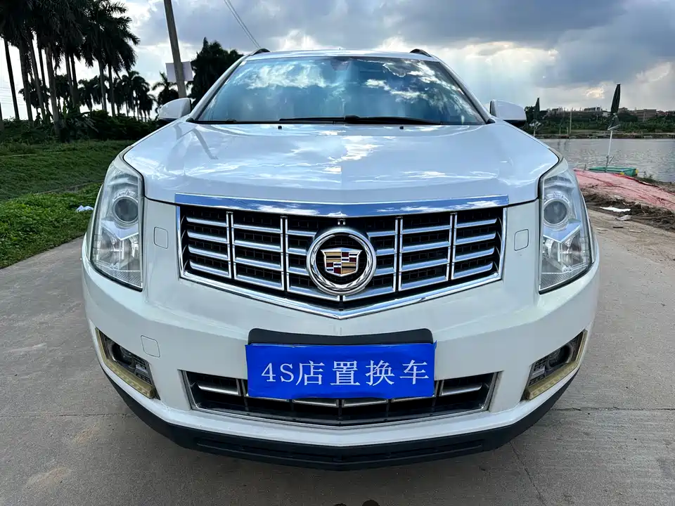 Cadillac SRX